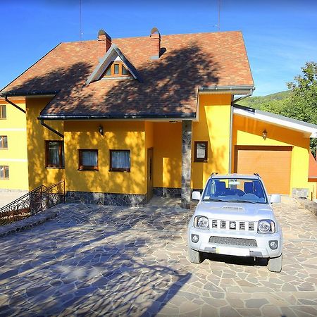 Penzion Пори Року Syňak Exteriér fotografie